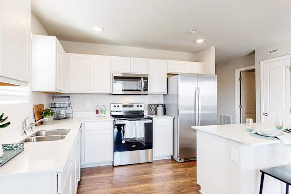 Fully Equipped Gourmet Kitchens with
Quartz Countertops at The Trails in Elkhorn, NE