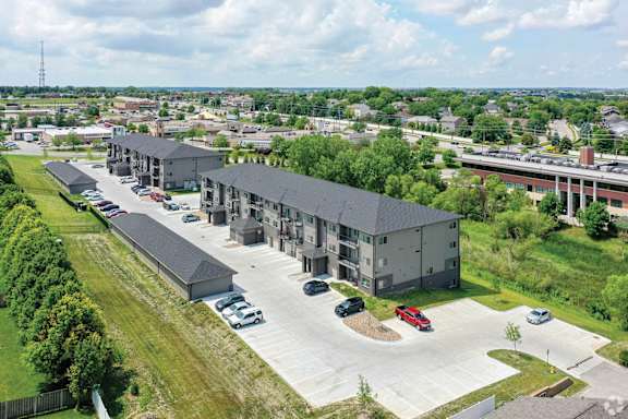 Lush Green Spaces at Vue 156 in Omaha, NE