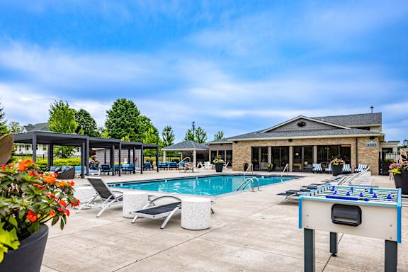 Pool and hot tub at Quarry Apartments and Townhomes in DeWitt Michigan