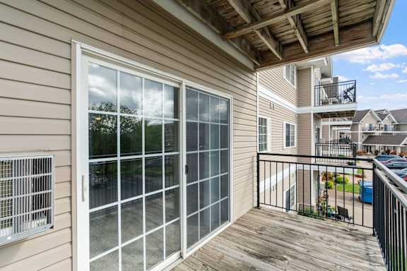 Azalea One Bedroom One Bathroom Floor Plan at The Preserve at Commerce in Rogers, MN 55374