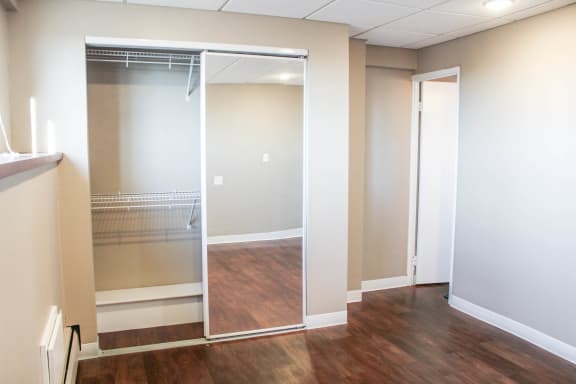 Large Closet at Park Towers, Minnesota