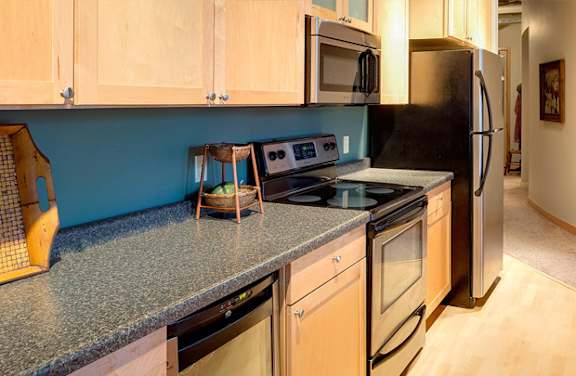 Lowertown Lofts Apartments in St. Paul, MN Stainless Appliances Kitchen