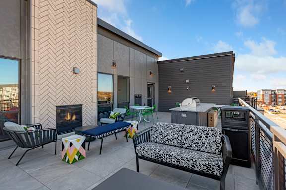 Rooftop deck and lounge at Nuvelo at Parkside in Apple Valley, Minnesota