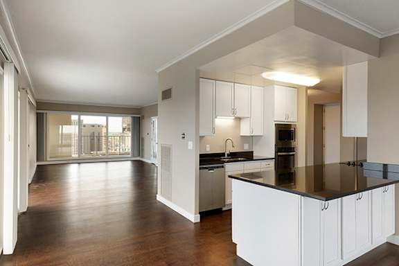 2 Bedroom plus Den, 2 Bathroom Apartment at Kellogg Square, St. Paul, 55101