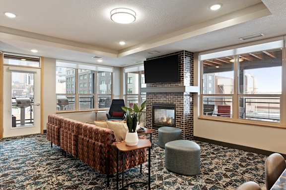 Rooftop Community Room at The Palmer in North Loop, Minneapolis