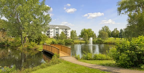 Valley Pond Apartments in Apple Valley, MN Nature