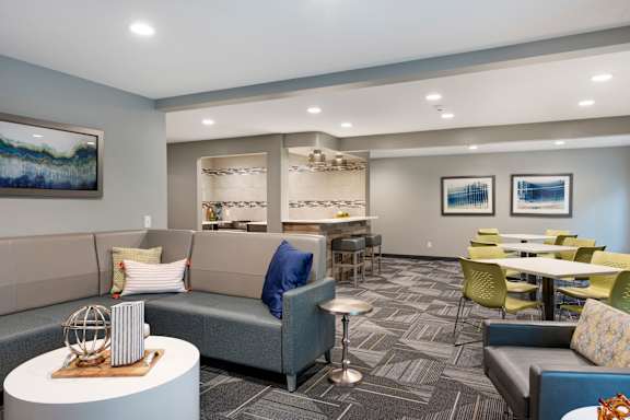 Community Room at Willow Pond, Burnsville, 55337