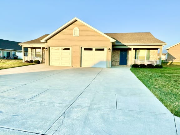 a large driveway in front of a house at Hawthorne Properties in Lafayette, IN 47905
