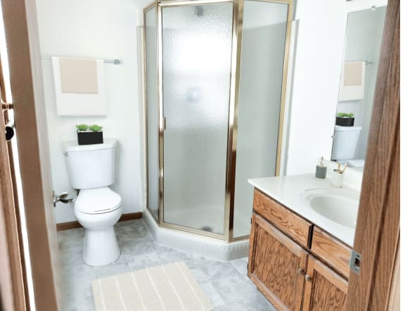 Deer Creek Run Attached Bathroom