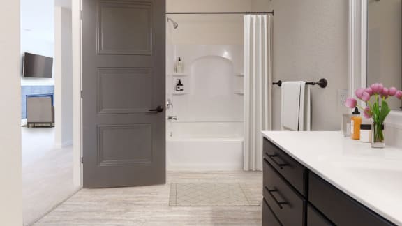 Artisan 2x2B - Bathroom