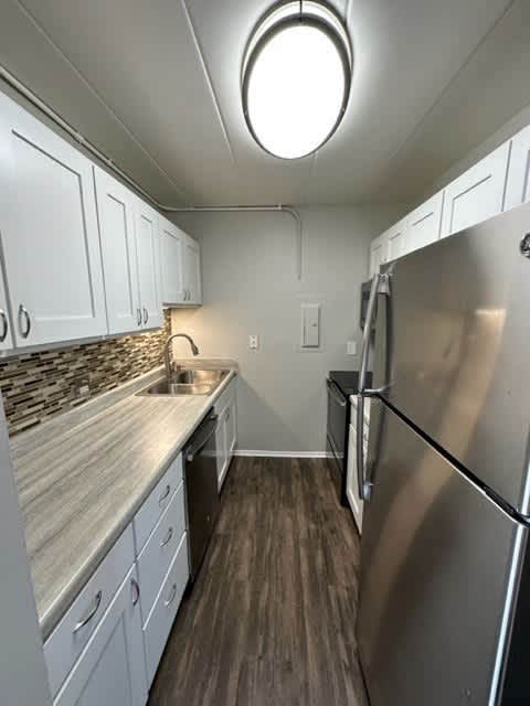 Vinyl Wood Flooring
