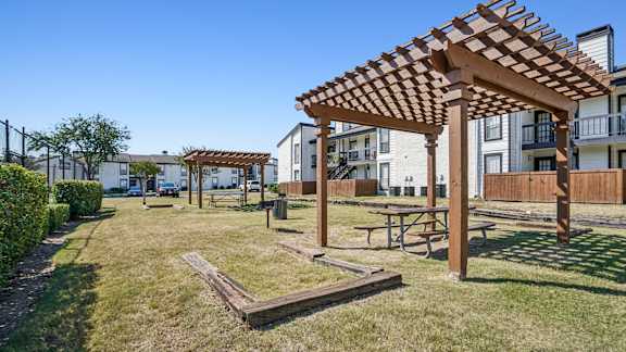 Wooden pergola at Keller Oaks, Carrollton, TX 75006