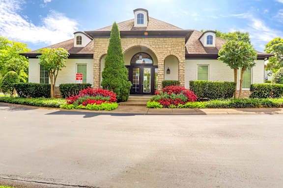Leasing office exterior at The Brentwood, Nashville, TN