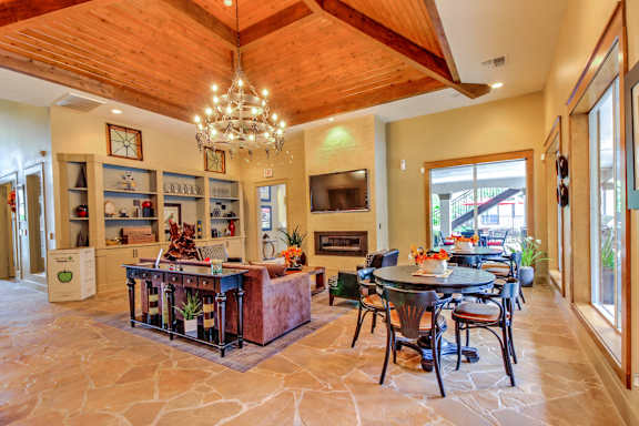 Clubhouse at Stone Creek at Old Farm Apartments, Houston