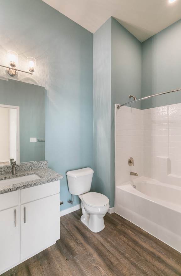 Large Tub In Bathroom at Aventura at Forest Park, St.Louis, MO, 63110