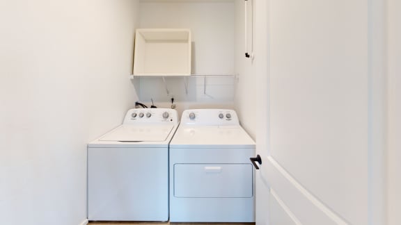 Arvada, Lower 2 Bed/2 Bath, Laundry
