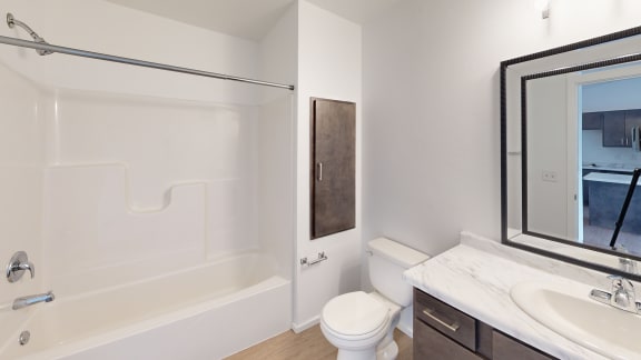 1 Bed/1 Bath Upper, Bathroom