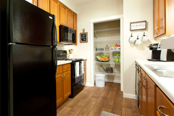 Pine Valley Ranch Apartments Spokane, Washington Kitchen and Appliances
