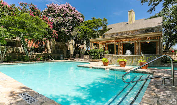 Large Pool at Alamo Park, Texas
