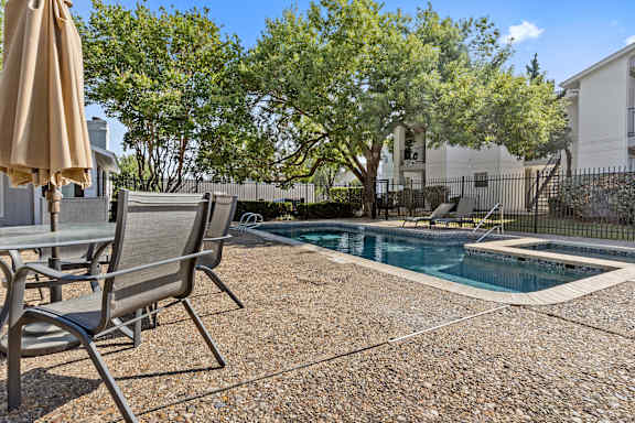 Poolside Relaxing Chairs at Tradewinds, Windcrest, Texas