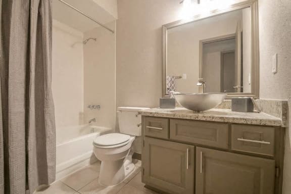 Bath at Rock 35, Texas