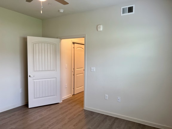E1 Bedroom