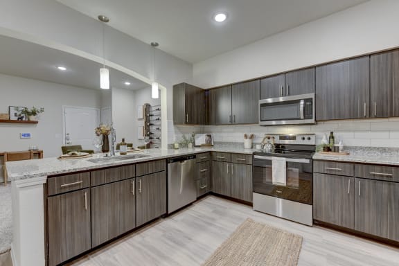 Stainless Steel Appliances in South Austin 78747