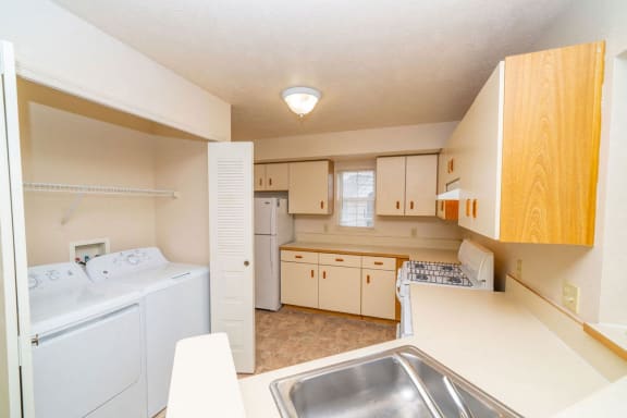 1BE-Kit1plan at Black Sand Apartment Homes, Lincoln, Nebraska