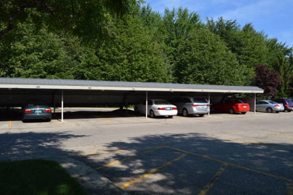 Guaranteed Parking Spot at Mount Royal Townhomes in Kalamazoo, MI