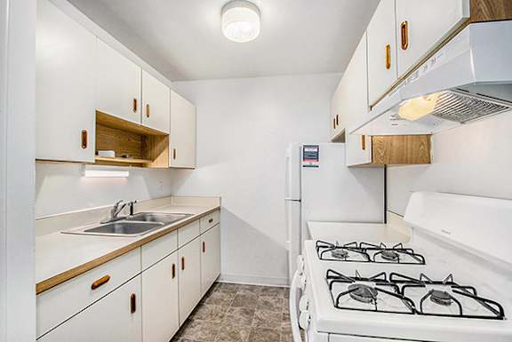 Fully Equipped Kitchen at Concord Place Apartments in Kalamazoo, MI