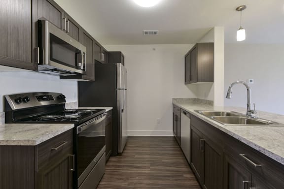 2B-Kit1plan at Dodson Pointe Apartment Homes, Rogers, 72758