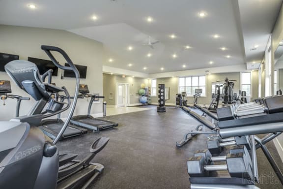 24/7 Fitness Center with Wi Fi at Dodson Pointe Apartment Homes in Rogers, AR