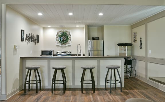 Kitchen at Thornridge Apartments in Grand Blanc, MI
