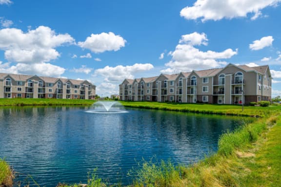 Beautiful Pond Views at Fieldstream Apartment Homes in Ankeny, IA