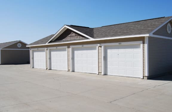 Garages With Remote Openers at Fieldstream Apartment Homes in Ankeny, Iowa
