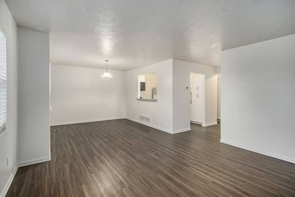 dining room with vinyl plank flooring at Gull Prairie/Gull Run Apartments and Townhomes, Michigan, 49048