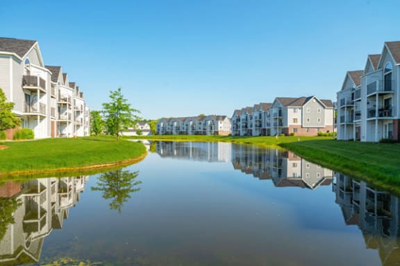 Gorgeous Setting with Pond Views at Heatherwood Apartments in Grand Blanc, Michigan