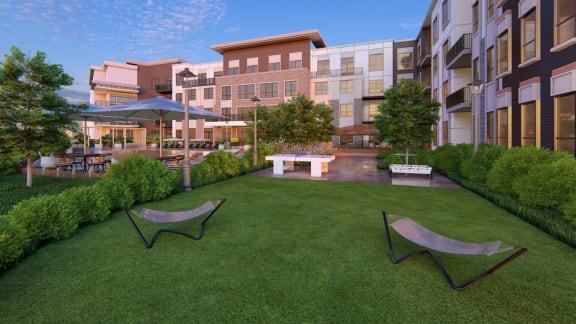 courtyard area with hammocks at Luxe 360 in Midlothian, Virginia