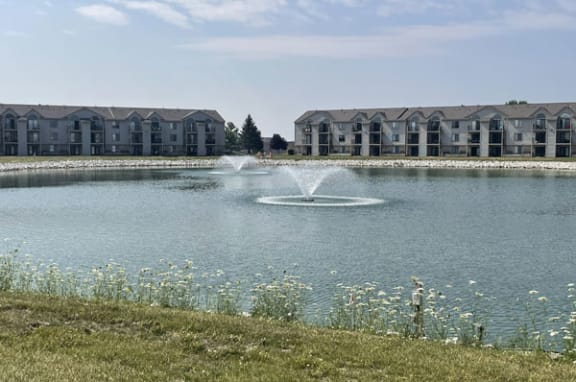 Ponds with Fountains at Oak Shores Apartments in Oak Creek, WI