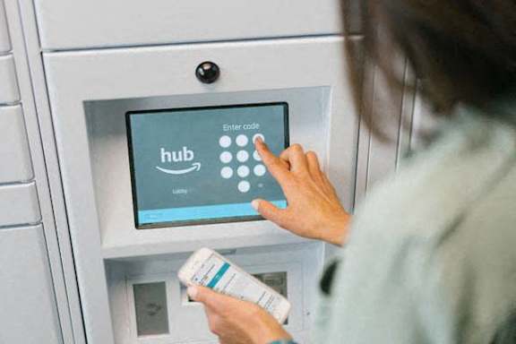 Amazon Hub at Pine Knoll Apartments in Battle Creek, MI