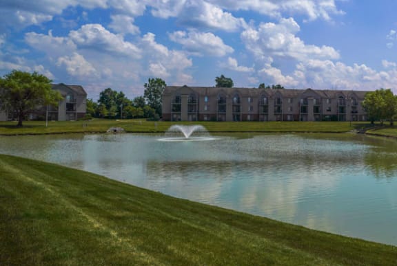 Scenic Grounds with Pond Views at Dupont Lakes Apartments in Fort Wayne, IN