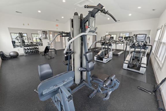 24-Hour Fitness Center at Hunters Pond Apartment Homes in Champaign, Illinois