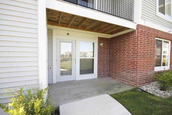 Apartments with Patio or Balcony at Tracy Creek Apartments, Perrysburg, OH
