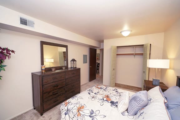 2BS-Bed2bplan at Walnut Trail Apartments, Portage