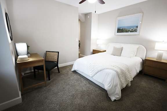 Bedroom Carpeting at The Terminal Tower Residences Apartments, Cleveland, 44113