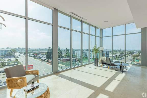 Relaxation Lounge at Casa Estilo Apartments, Chula Vista