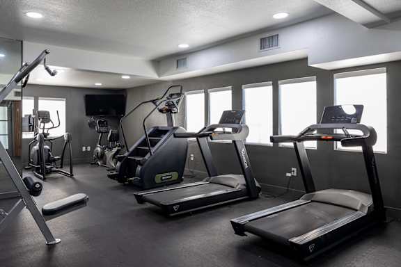 Fitness center at Verandas Apartments, West Covina