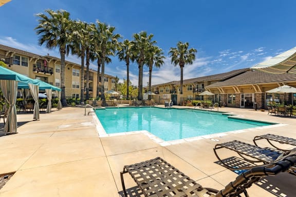 1 & 2 Bedroom Senior Apartments in Murrieta, CA | FountainGlen Grand Isle