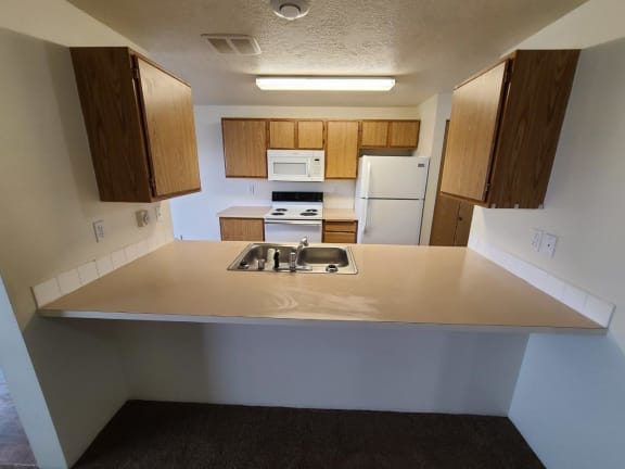 GoGo West Apartments Kitchen