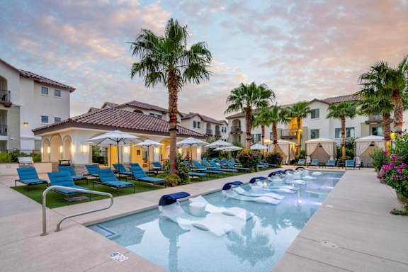Spire Deer Valley Apartments in Phoenix, Arizona Wading Pool